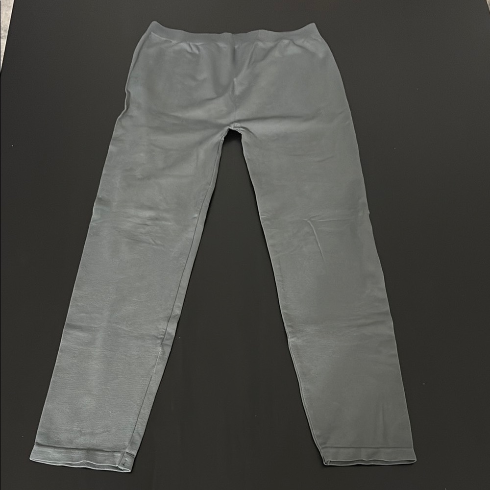 Women’s warm soft Gray Leggings